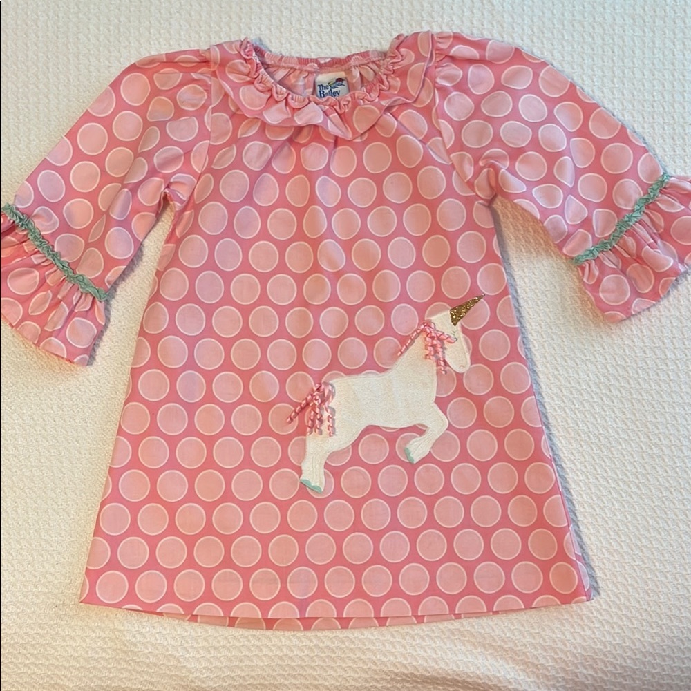 Unicorn birthday outfit polka dot top, size 4
